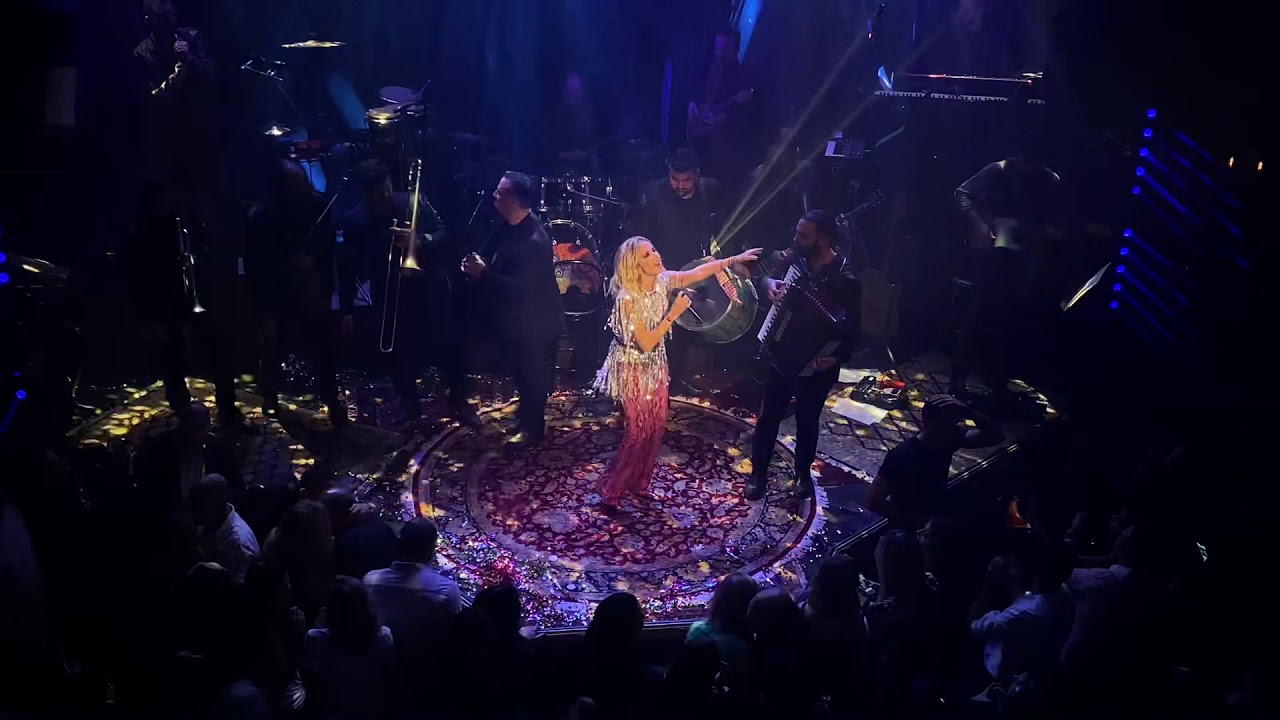 Anna Vissi • Siga Mi Klapso • Hotel Ermou • Grand Opening 20.12.2019