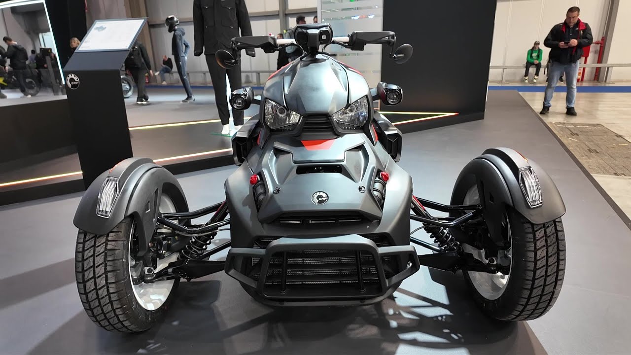 18.000$ Can-Am 3-Wheels vehicle at EICMA motorcycle show Italy
