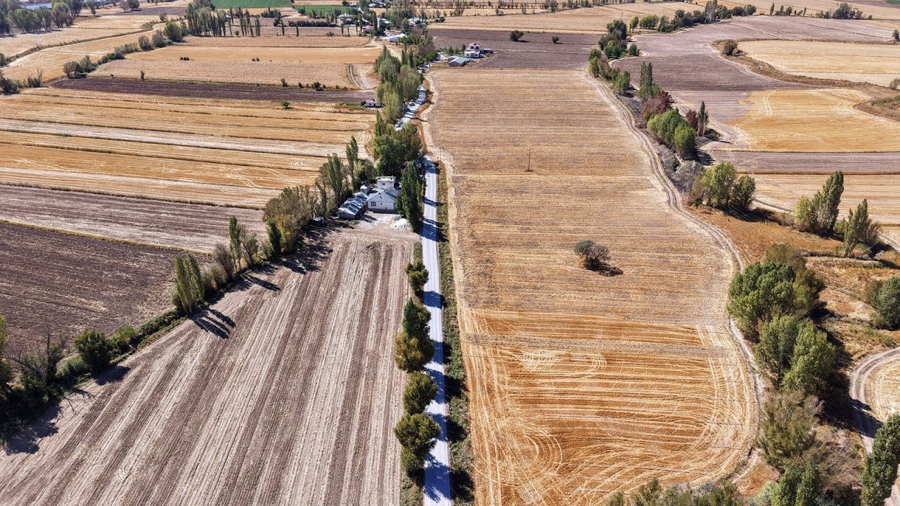 Elbistan’da Bir Mahallenin Daha Ulaşımı Büyükşehir’le İyileştirildi