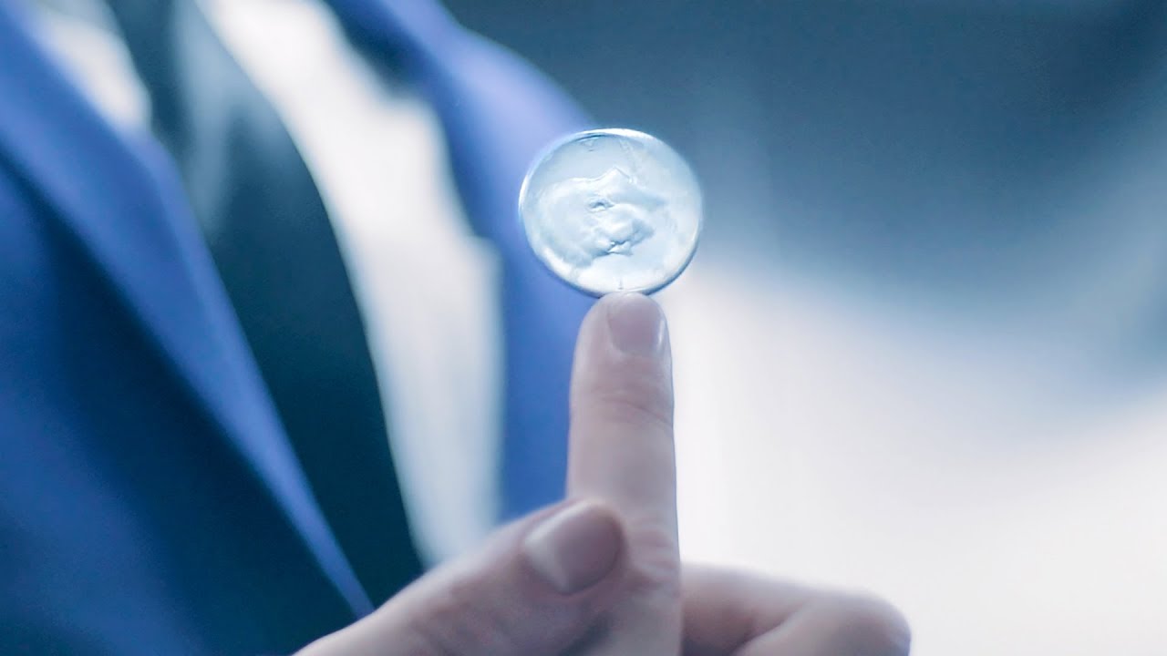 Connor's Coin Tricks in REAL LIFE ● Detroit: Become Human