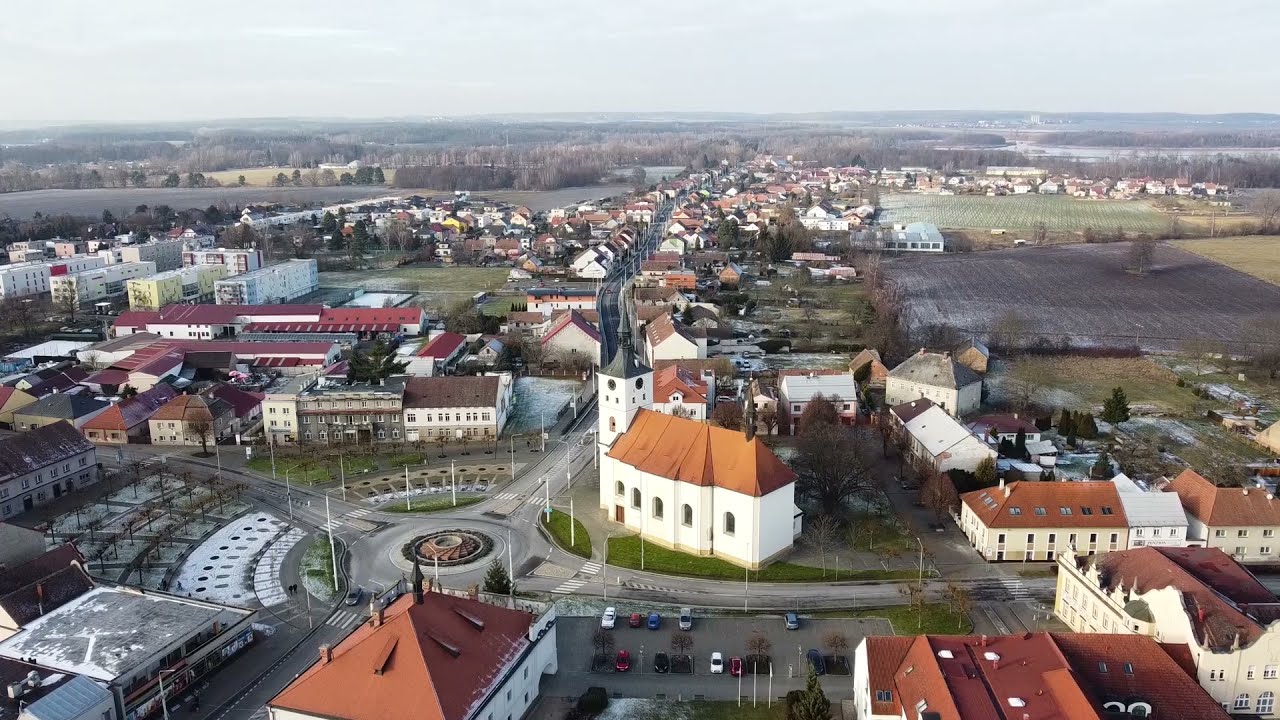 Lázně Bohdaneč, náměstí