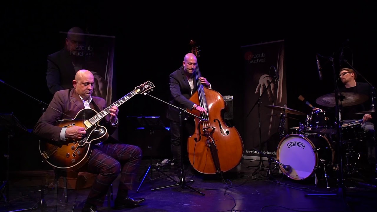 Django Reinhardt - Troubulant Bolero, by Wawau Adler, Joel Locher. Michael Mischel