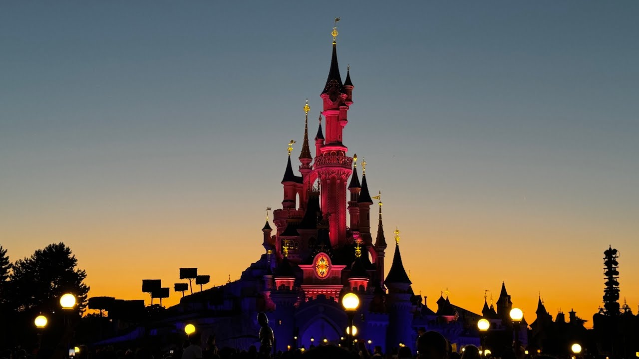Disney Electrical Sky Parade & Disney Illuminations (Disneyland Paris June 2024)