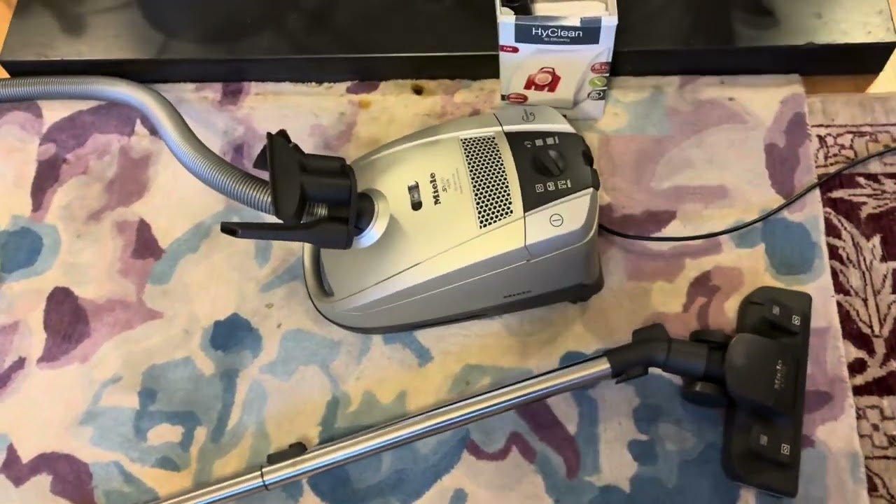 Бесшумный пылесос Miele S6290