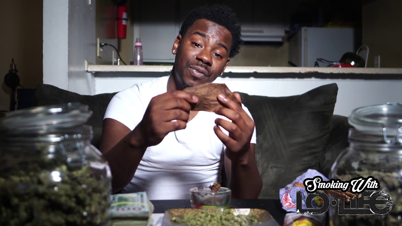 Smoking With LoLife : Session 1 How To Roll A Backwood With LoLife Blacc