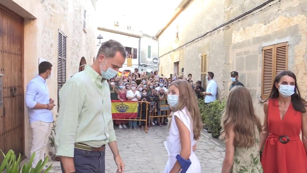 Visita de los Reyes y Sus Altezas Reales a la  Casa y Museo de Fray Junípero Serra