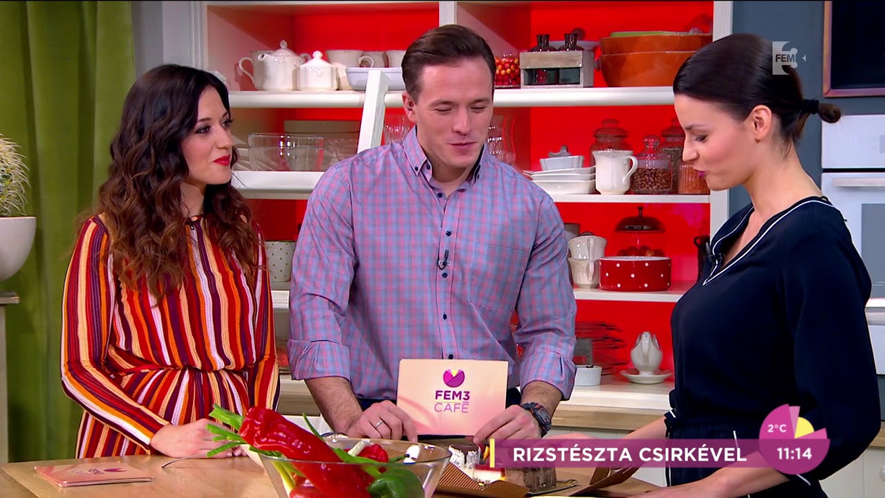 Nati kedvenc&eacute;vel lepte meg Nagy Adri&eacute;kat Berki &uacute;j bar&aacute;tnője - tv2.hu/fem3cafe