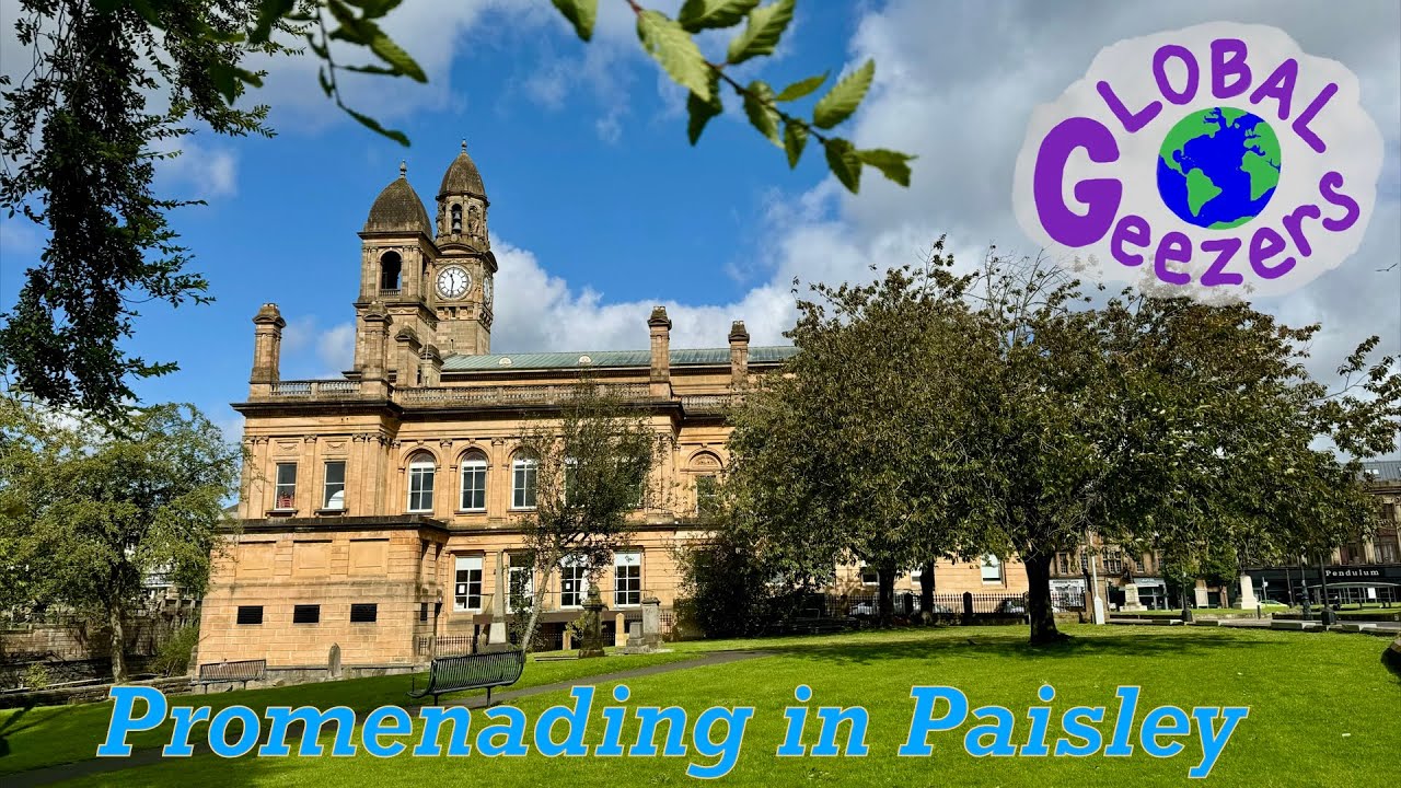 Promenading in Paisley
