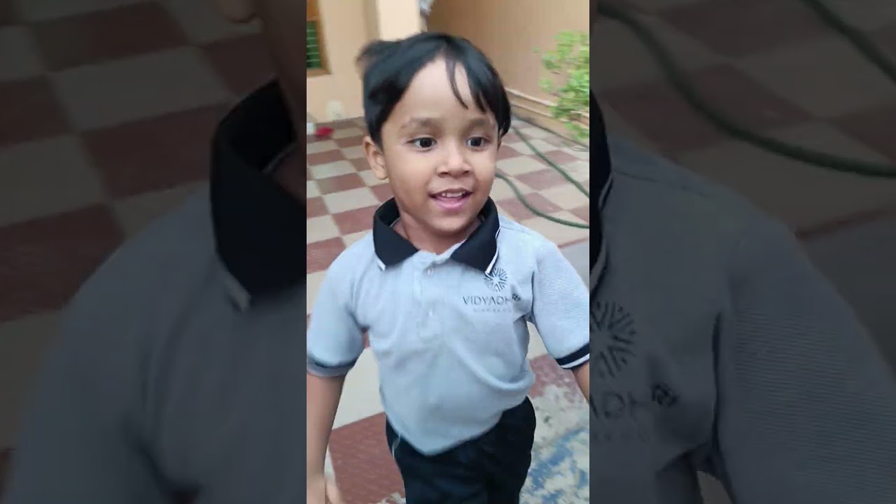 School bus digi intiki vochinaka mugguri lolli chudandi😊