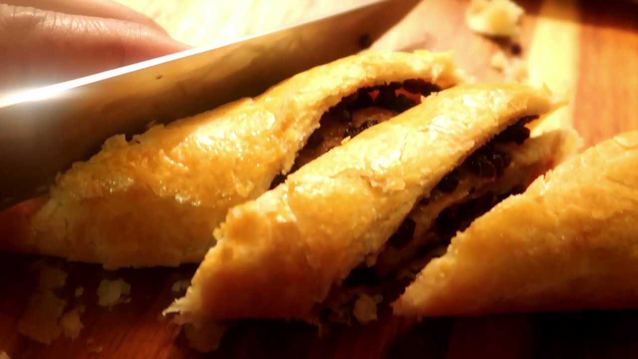 THE BEST CURRANTS ROLL EVER