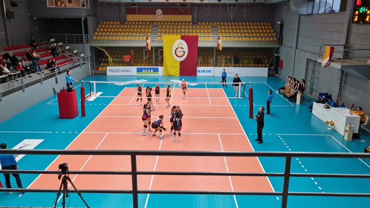 Taçspor & Adres İstanbul Voleybol  1. Set