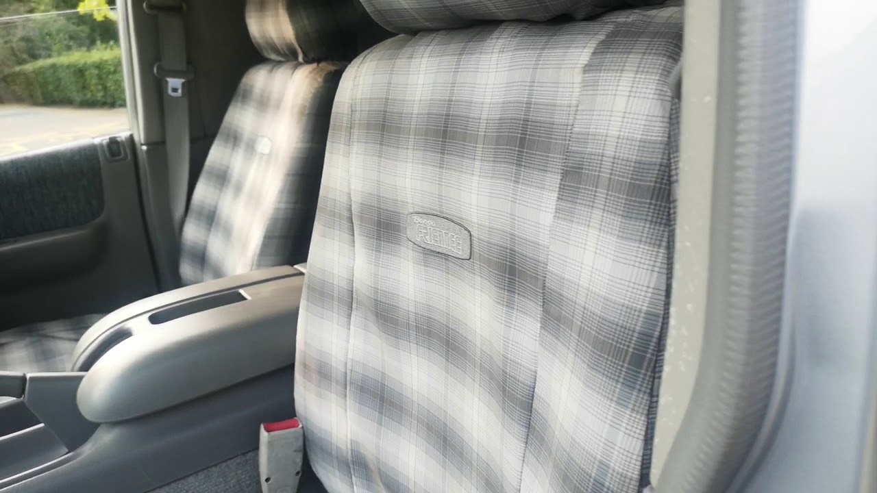 Mazda Bongo Aft fresh import 2.0 PETROL