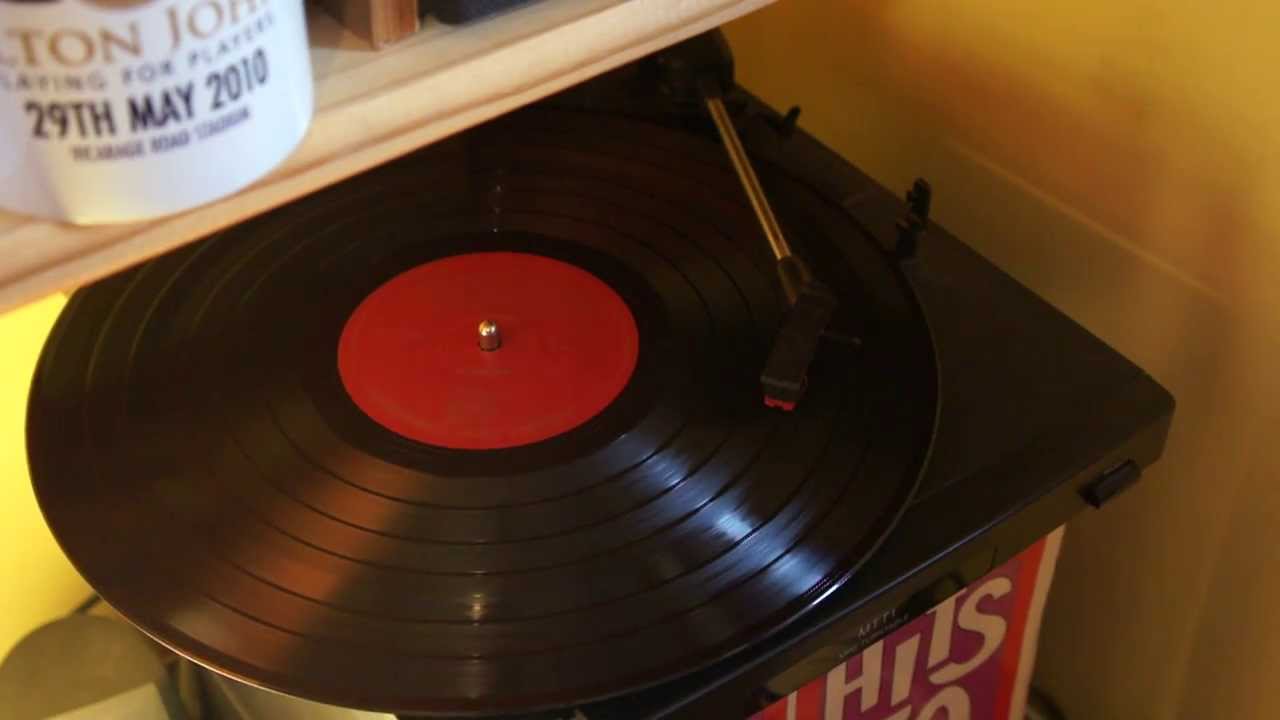 David Byron & Elton John ( Reg Dwight ) Love Grows MFP 1383 Hit's 70 Album