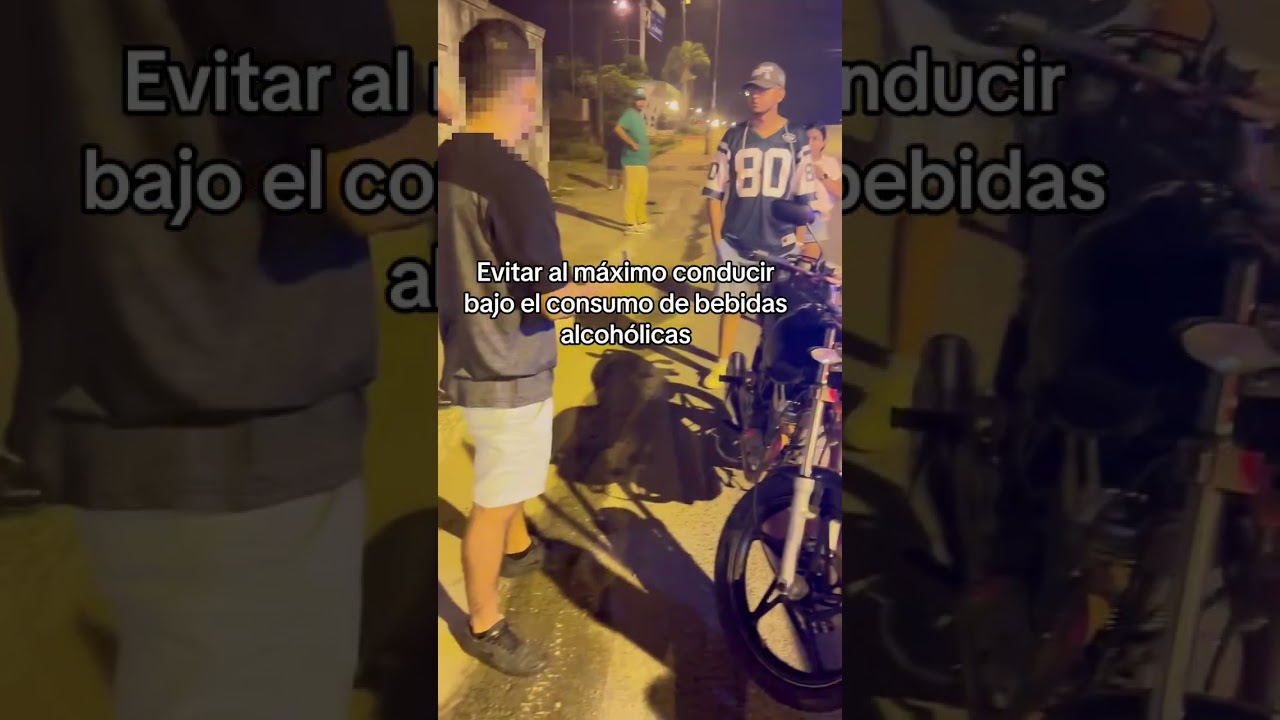 Polic&iacute;a protege a mujer vulnerable en situaci&oacute;n de riesgo vial