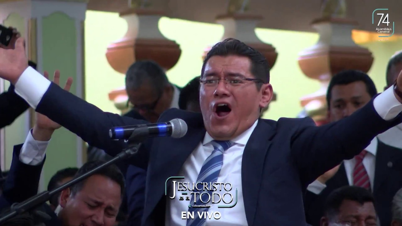 Coro Magno Recibe Gloria