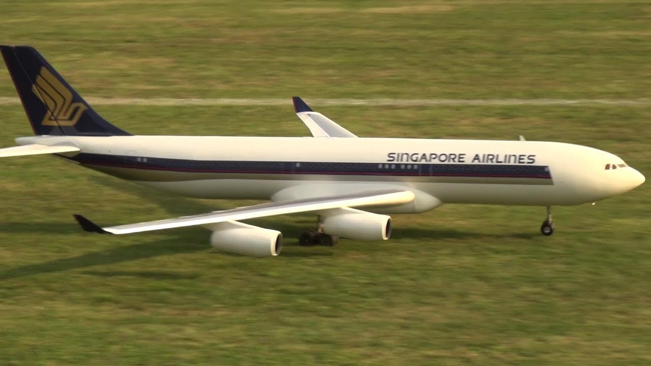 HUGE RC AIRLINER SINGAPORE AIRBUS A-340 AMAZING RC TURBINE AIRPLANE