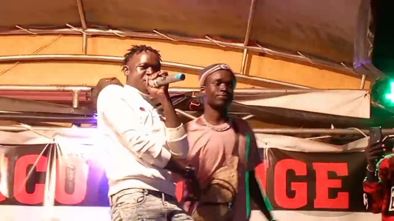 Lyfetyme music-Kaboi Father's king performing live#