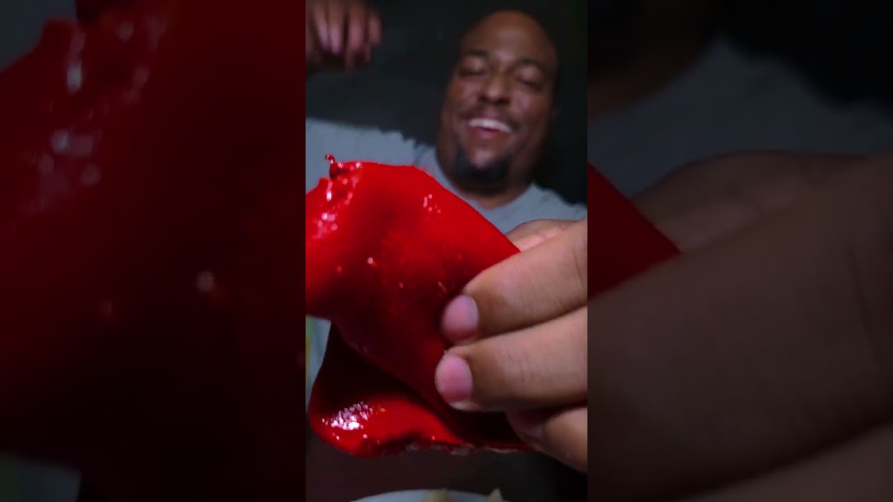 This is how you Eat Pig Lips the New Orleans way. 