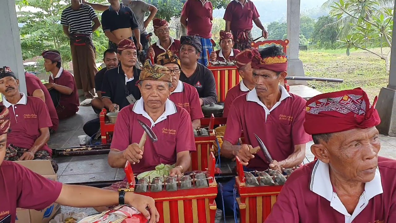 Busungbiu Angklung Banjar Kelod
