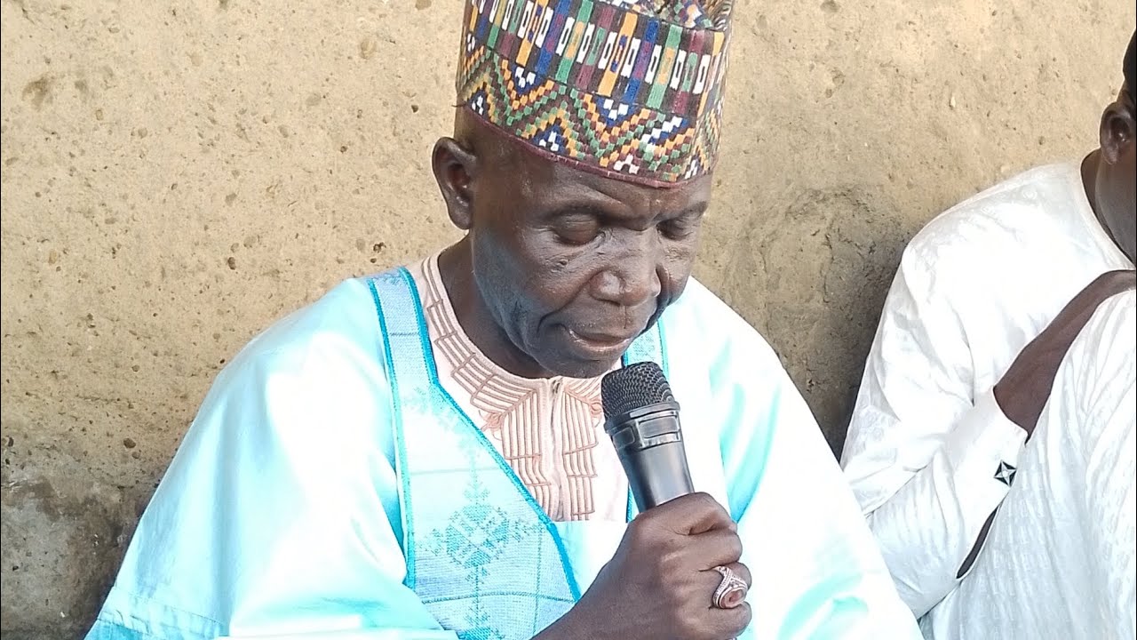 FASSARAR ISHIRINIYA DA ALBURDA TAREDA SHEIKH ISMA'IL GWANI NA SHEIKH MAL. SANI MAI ISHIRINIYA 