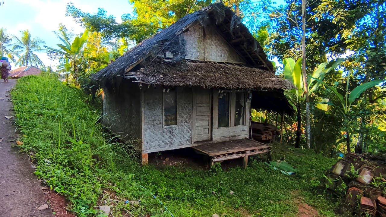 Bikin Haru‼️Satu Keluarga Tanpa Anak Dan Suami Tinggal Di Tebing Kampung Penuh Kesederhanaan.