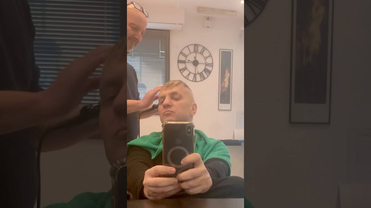 Ora, dal mio parrucchiere 💇‍♂️💈di fiducia Massimo ✂️Emanuele Carioti, Roma, 10 gennaio 2026 ❤️‍🔥