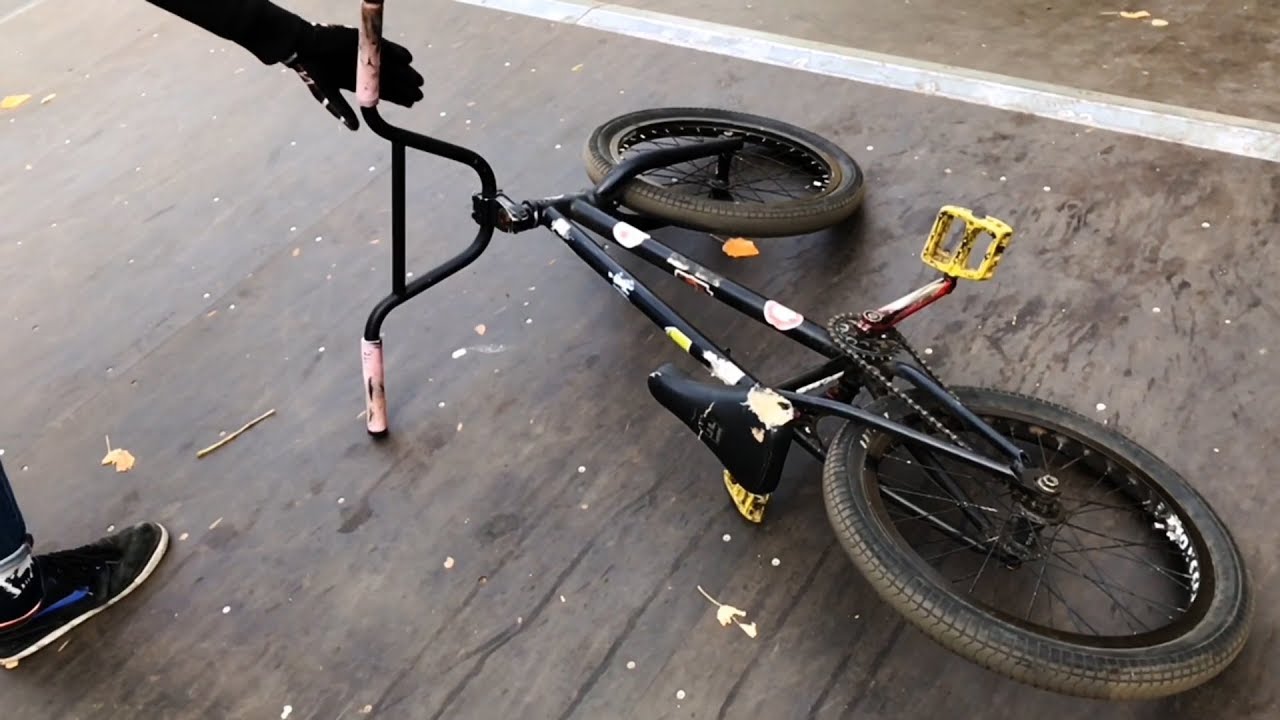 Skateboarding and biking freestyle in Boryspil.