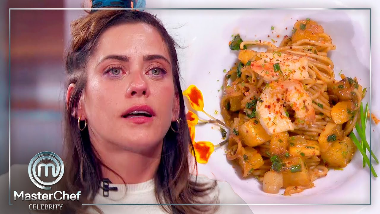 ¡María León SOLO RECIBE ELOGIOS y TRIUNFA con su PLATO! | MasterChef Celebrity 9