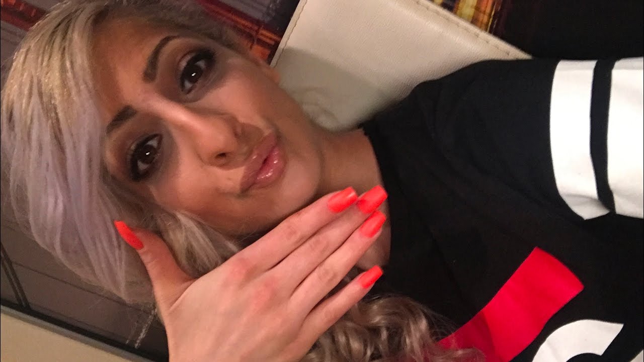 BELLAMASCHINA REALTALK