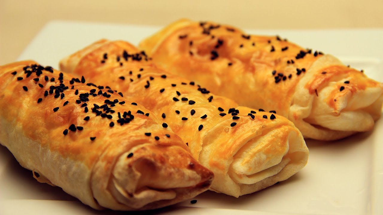 Peynirli Rulo Börek Tarifi - Hazır Yufkadan Kolay Çıtır Börekler