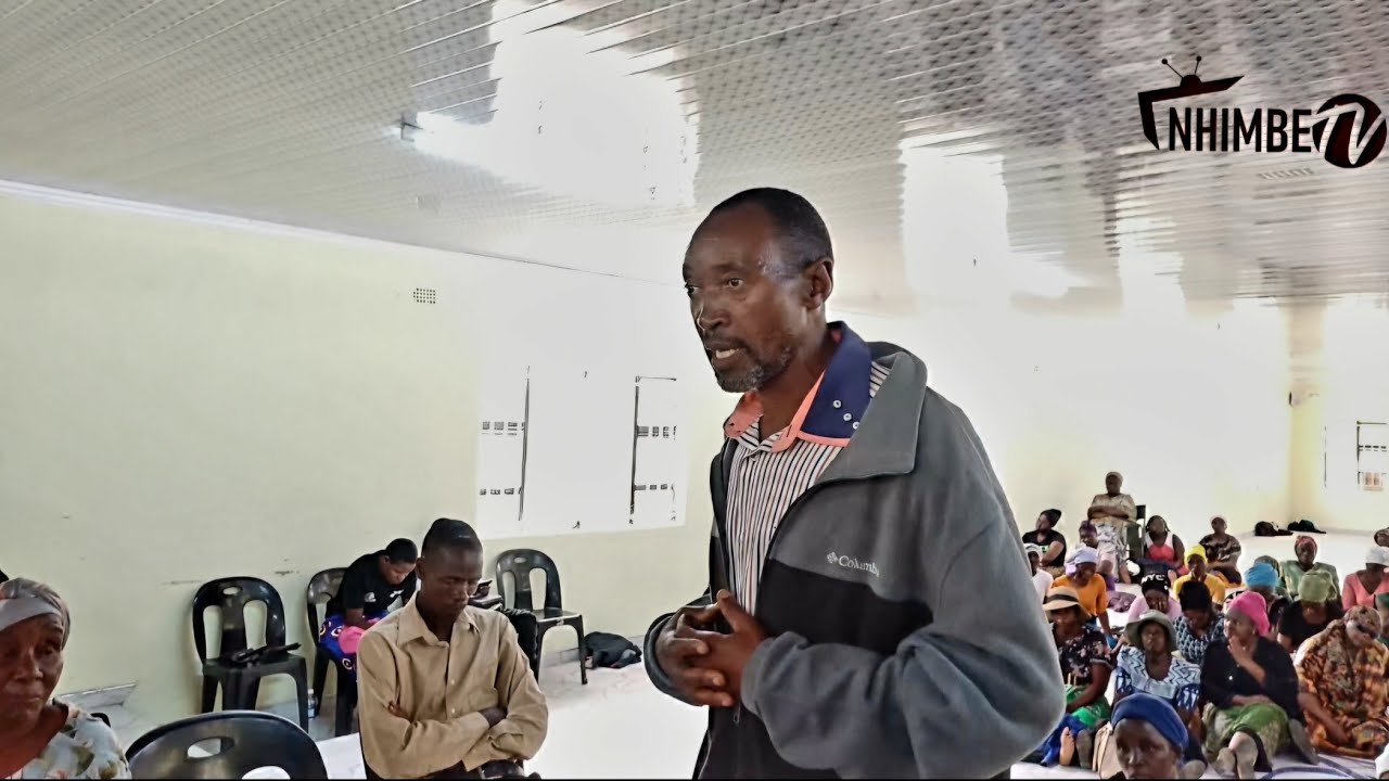 Chief Mutasa - Murume Mukuru Oridza Mhere muDare, Opinza Mambo Busy yeKumunyararidza.