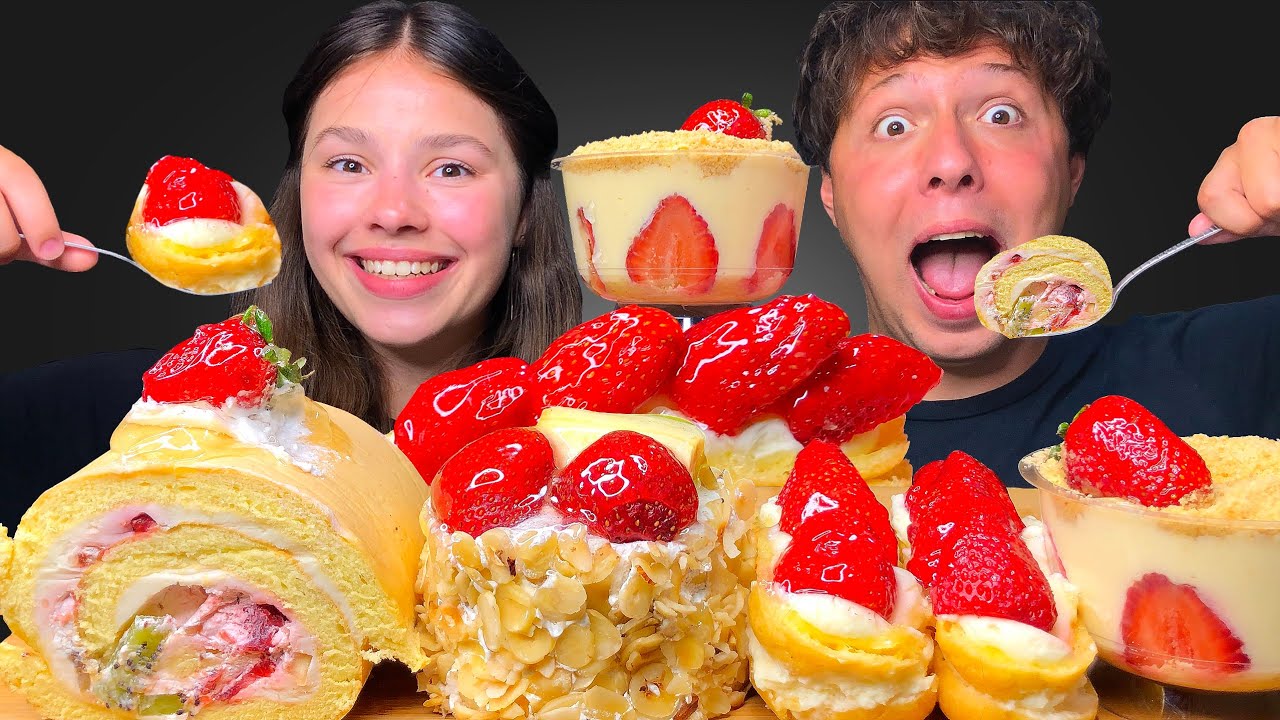 ASMR STRAWBERRY CAKES PARTY! MUKBANG EATING 먹방 Tati ASMR
