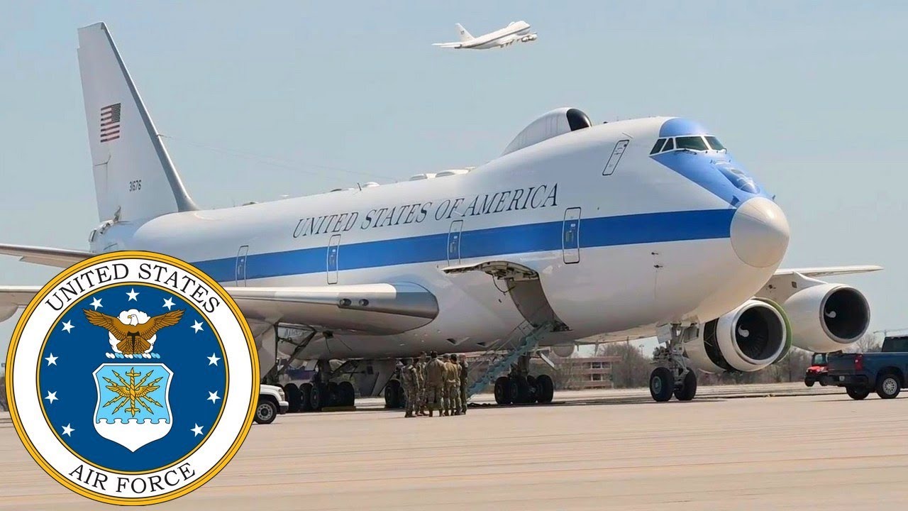 ВВС США. Внутри самолёта «Судного дня» Boeing E-4B Nightwatch.