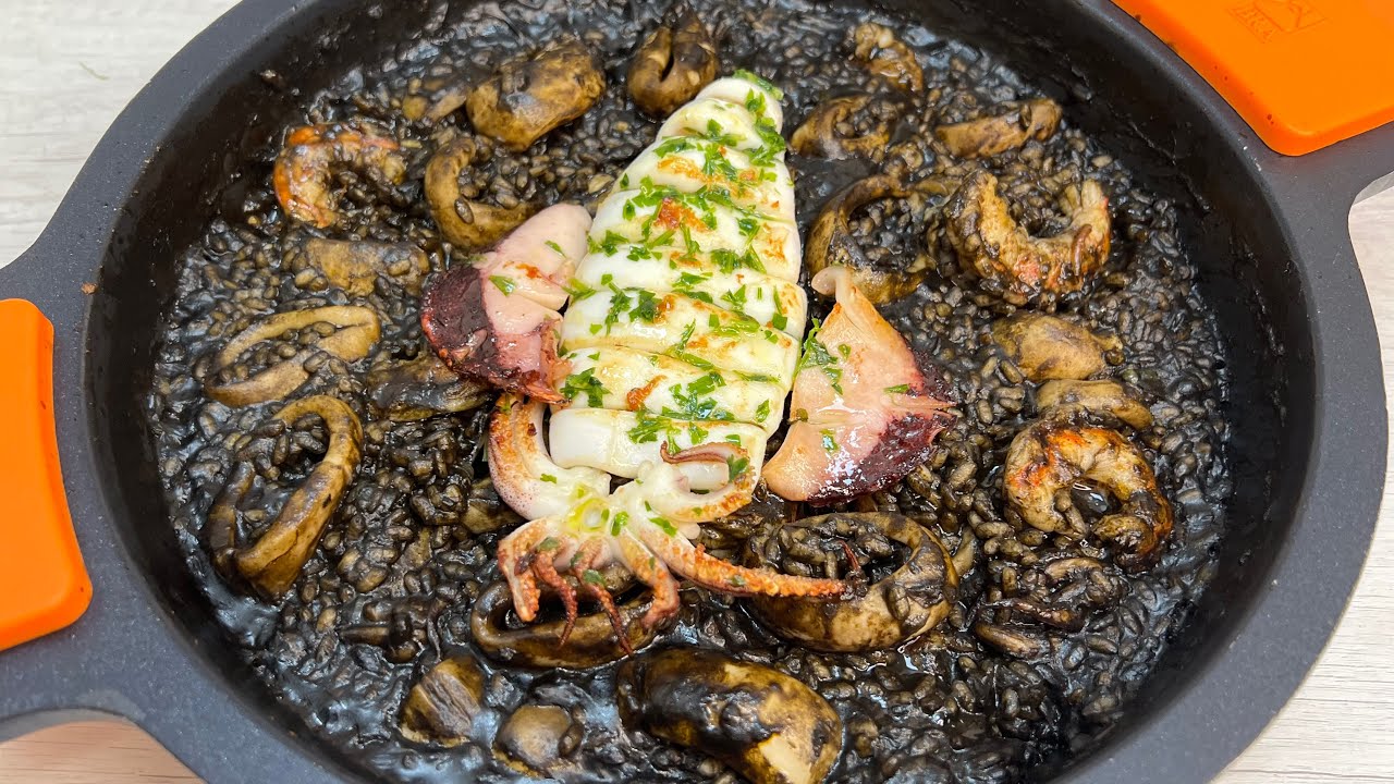 😀 ARROZ NEGRO A LA MARINERA, CON CHIPIRONES Y GAMBONES 🐙🦐 😍, ¡¡receta para triunfar!!