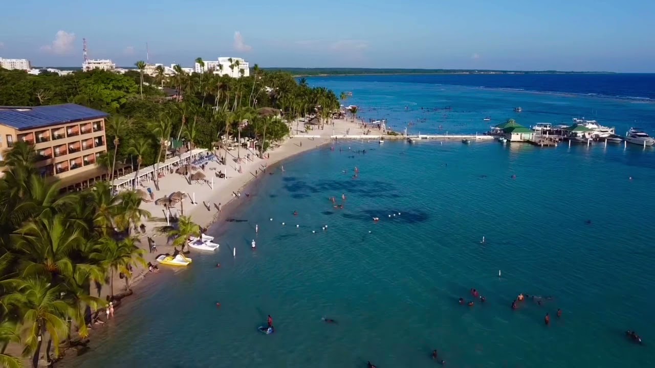 Boca Chica Beach, Dominican Republic. 10/2021 (SD)
