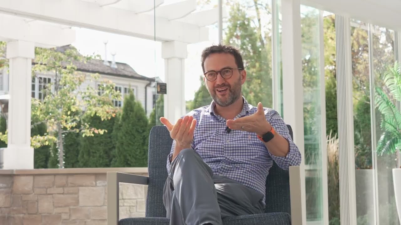 Niagara-on-the-Lake, Canada | 124 on Queen Hotel – Outdoor Area Transformed with Luxx Outdoor
