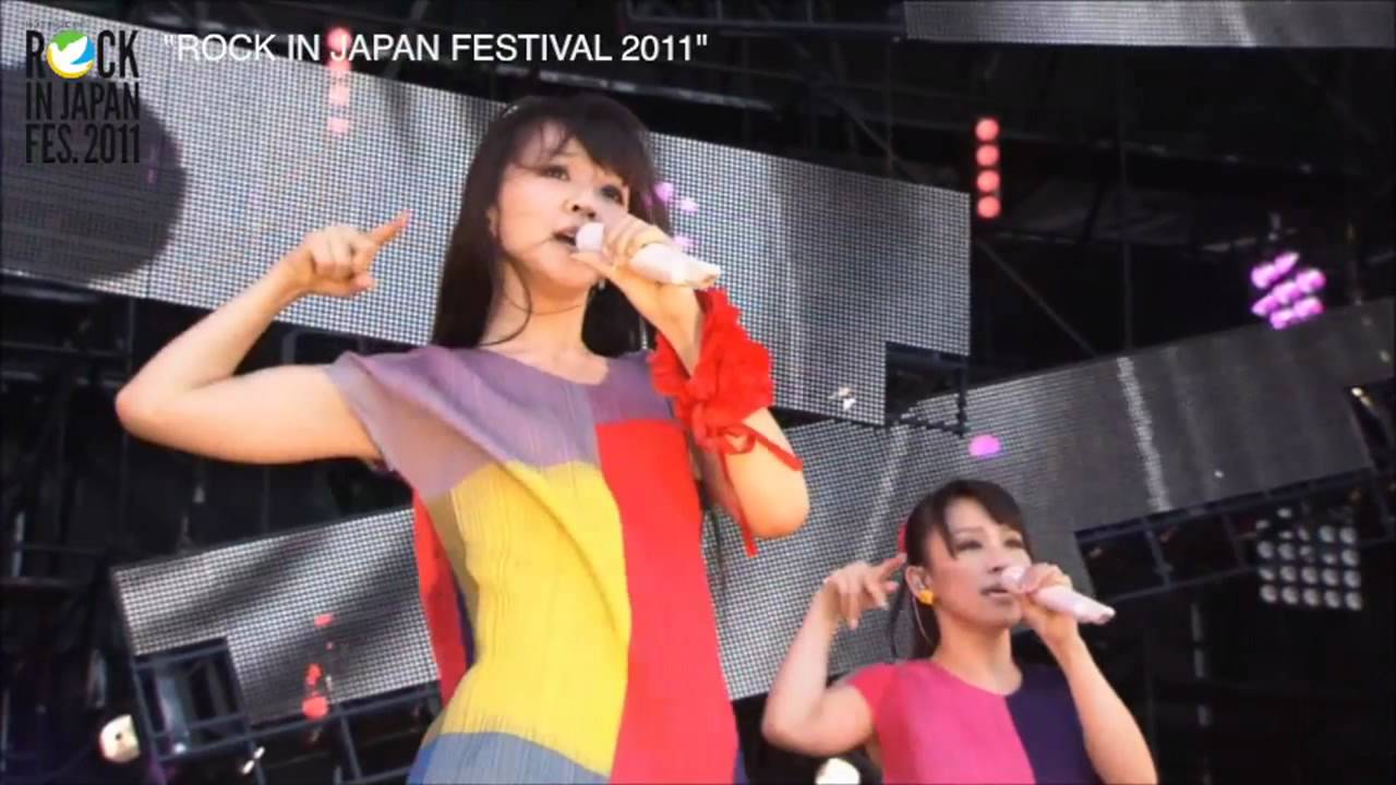 Perfume Live Performance Digest  --キラキラノユメノナカデ--