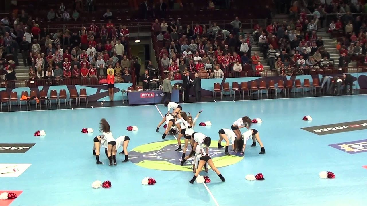 V-dance Cheerleaders Veszprém: MKB- Savehof 2012.11.24.