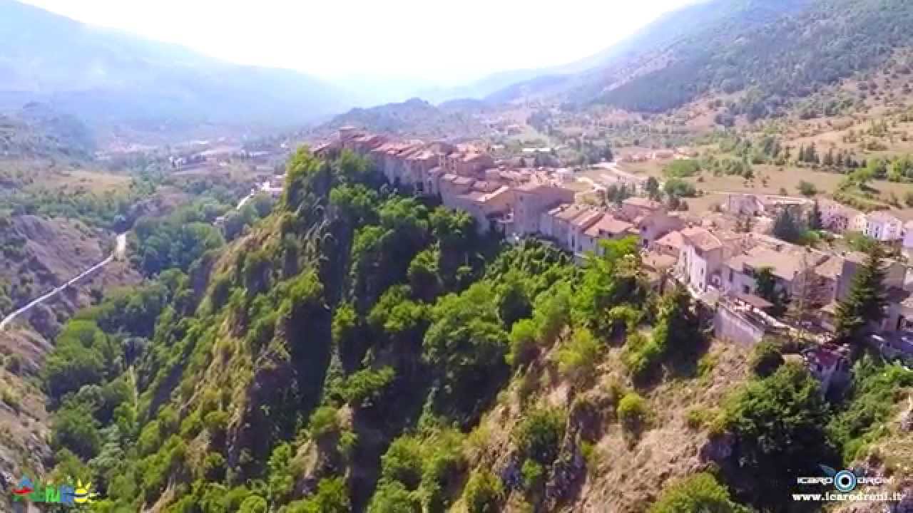 Villalago (AQ) - I borghi pi&ugrave; belli d'Italia - by Icaro Droni