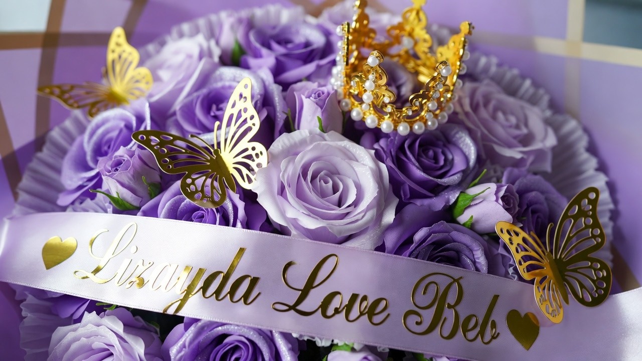 Ramo Gigante de Rosas Eternas Moradas Personalizado 👑🦋 