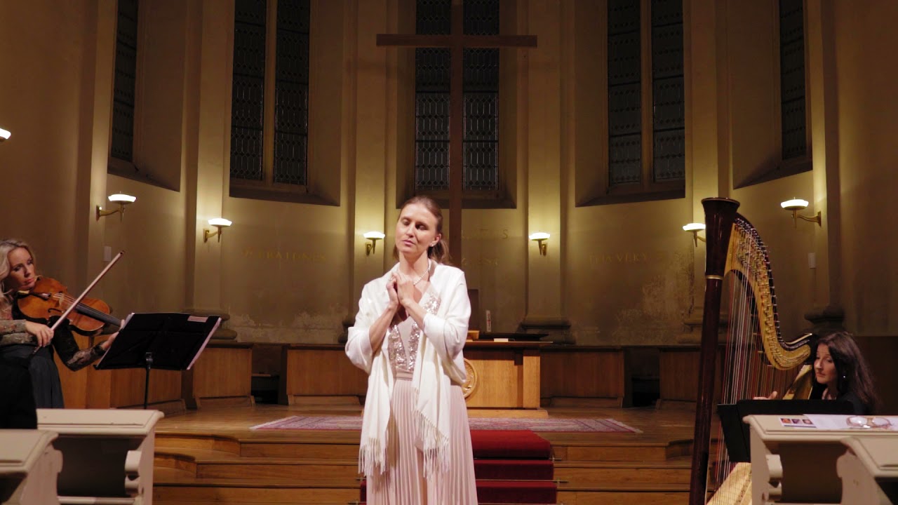 Yulia Savrasova sings A.Dvořák´s Biblical song No.9