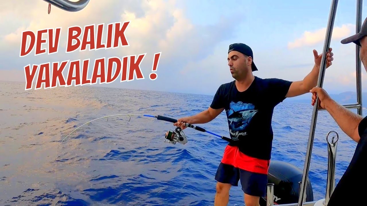 Fırtınaya Rağmen Dev Balığı Aldık !! / Küçüğü Sal Büyüğü Yakala
