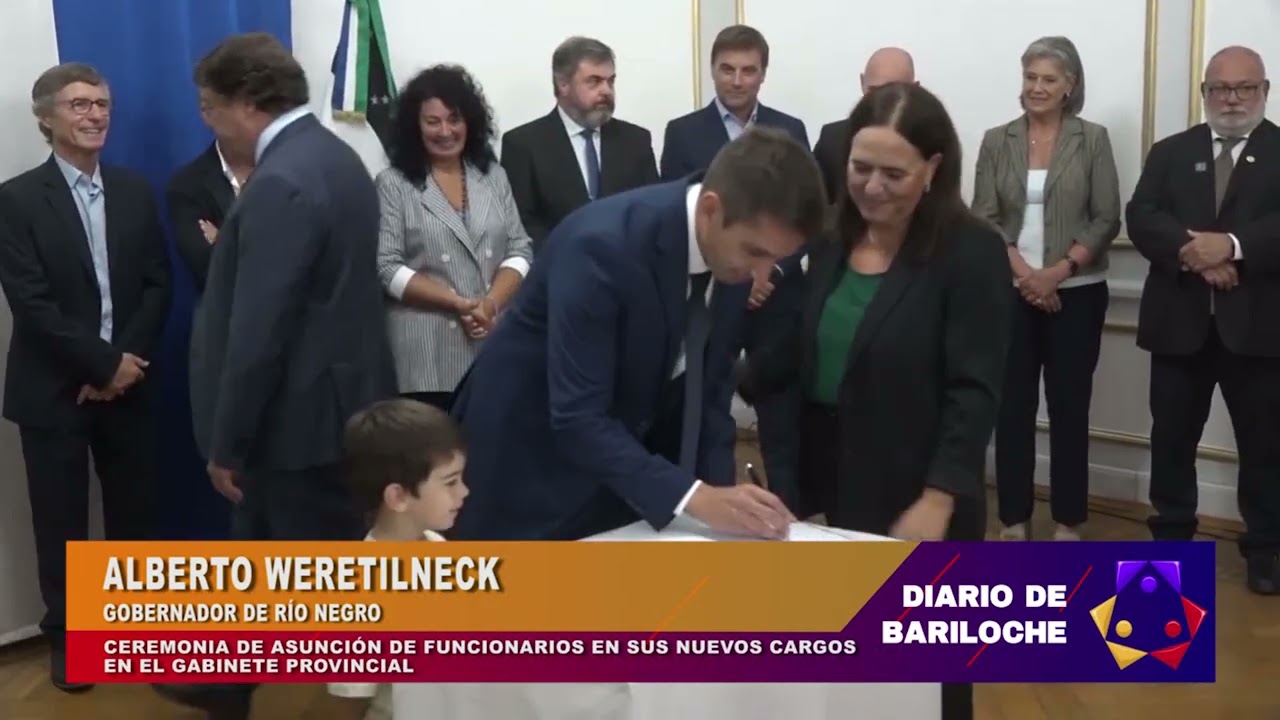 EL GOBERNADOR DE RÍO NEGRO PUSO EN FUNCIONES A NUEVOS MIEMBROS DEL GABINETE.