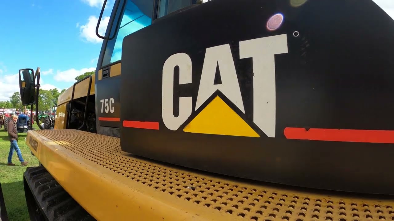 1995 CAT Challenger Caterpillar 75C 10.3 Litre 6-Cyl Crawler Tractor (325 HP) Stradsett Park 2025