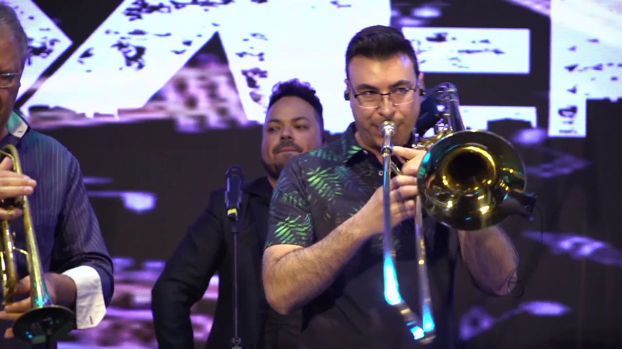 Banda Os Cometas   Pout-Pourri Oktoberfest