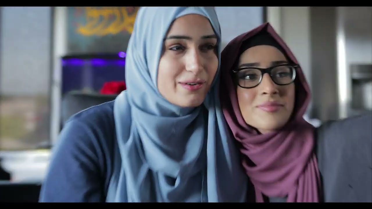 FROGGYS SISTERS WEAR HIJAB FOR THE FIRST TIME
