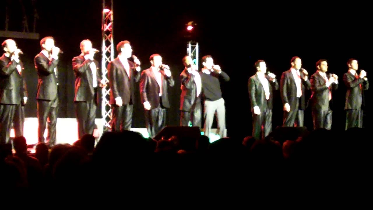STRAIGHT NO CHASER - 12 DAYS OF CHRISTMAS - CHICAGO W/ DAN PONCE 8 PM SHOW