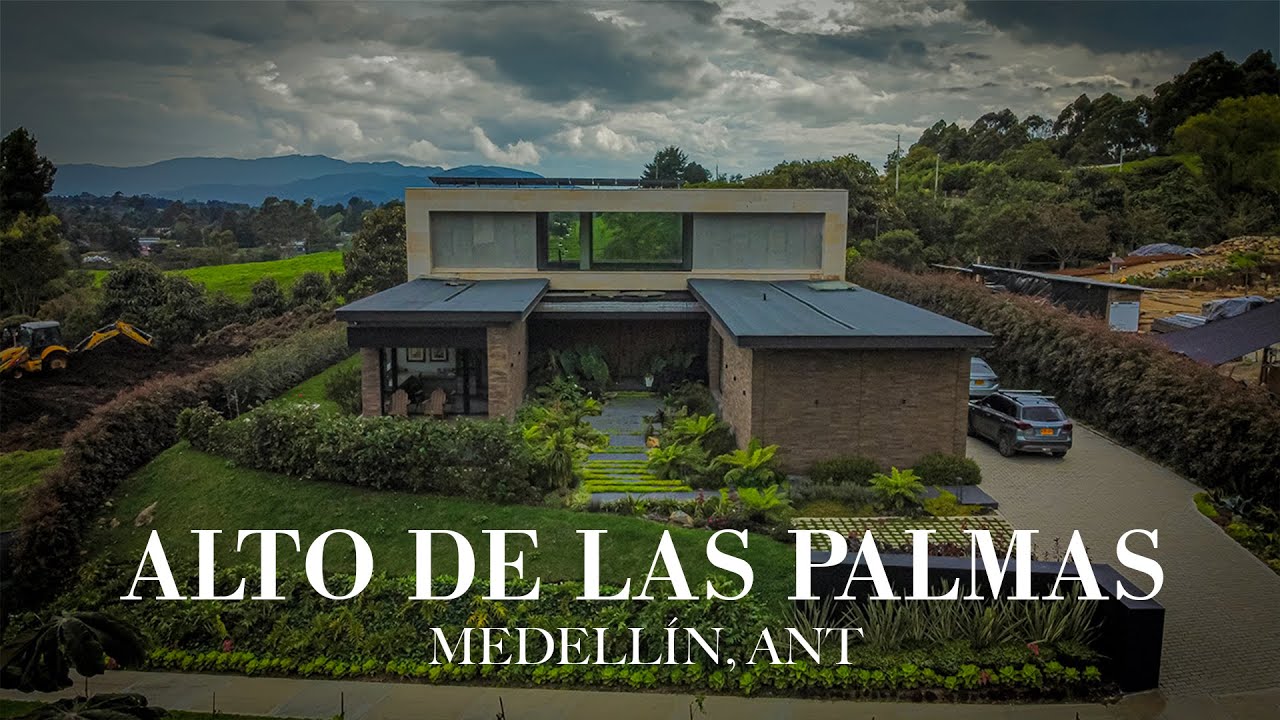 Recorrido por una de las casas más exclusivas de LUJO en venta, en el Alto de las Palmas, Medellín.