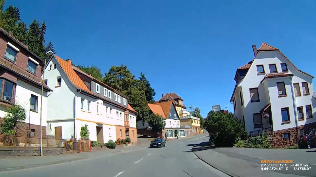 D: Stadt Frankenberg (Eder).  Landkreis Waldeck-Frankenberg. Fahrt durch die Stadt. August 2016