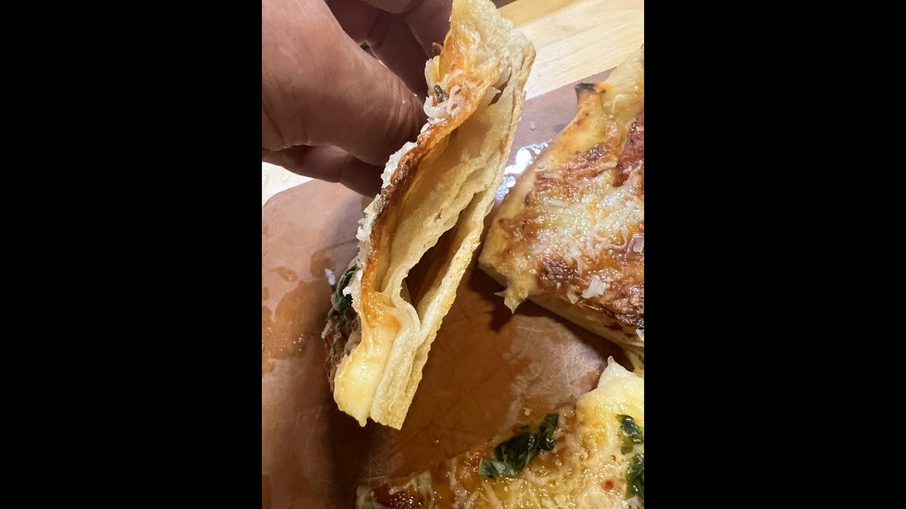 KA Puff pizza
